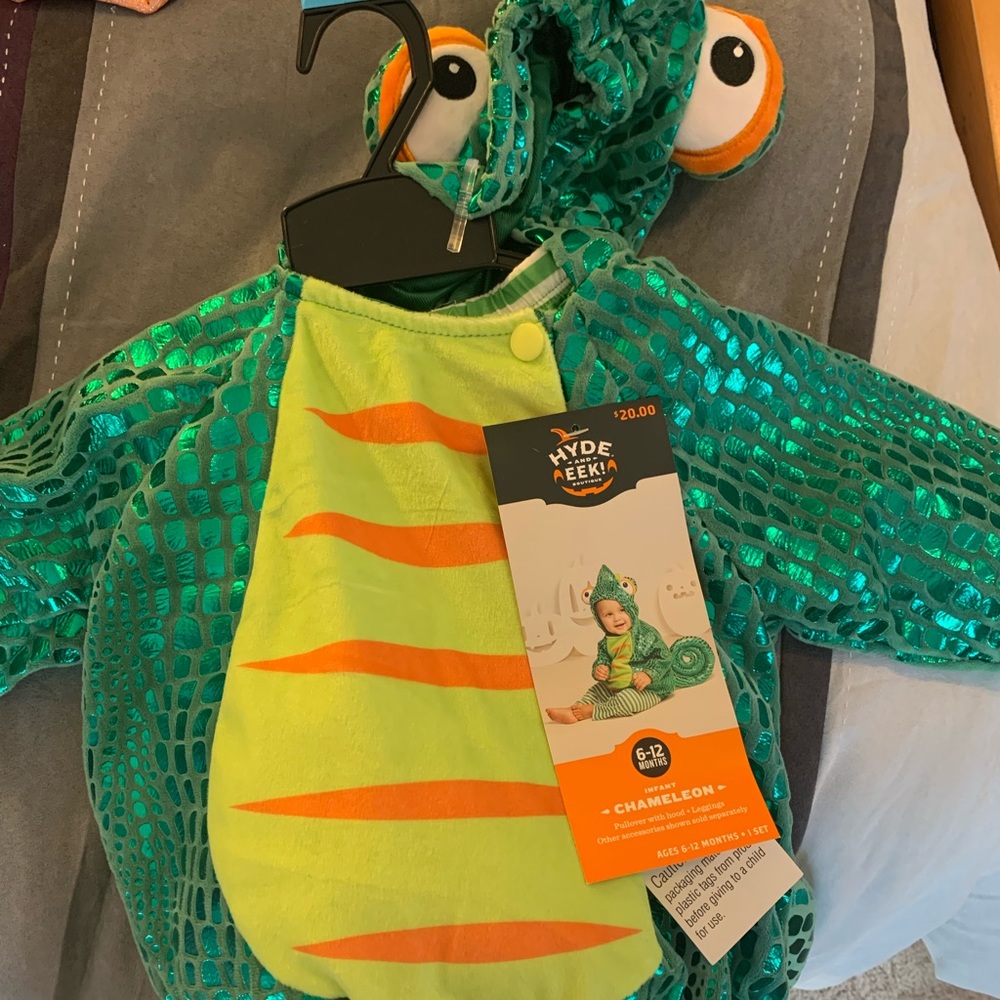 Baby chameleon costume